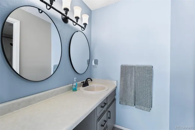 $1,995 | 4760 South Wadsworth Boulevard, Unit M301, Littleton, CO 80123