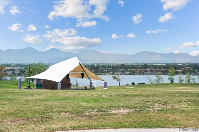 $1,995 | 4760 South Wadsworth Boulevard, Unit M301, Littleton, CO 80123