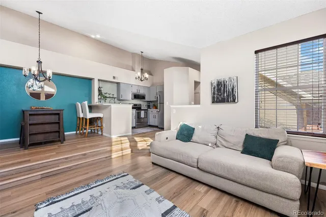 $1,995 | 4760 South Wadsworth Boulevard, Unit M301, Littleton, CO 80123