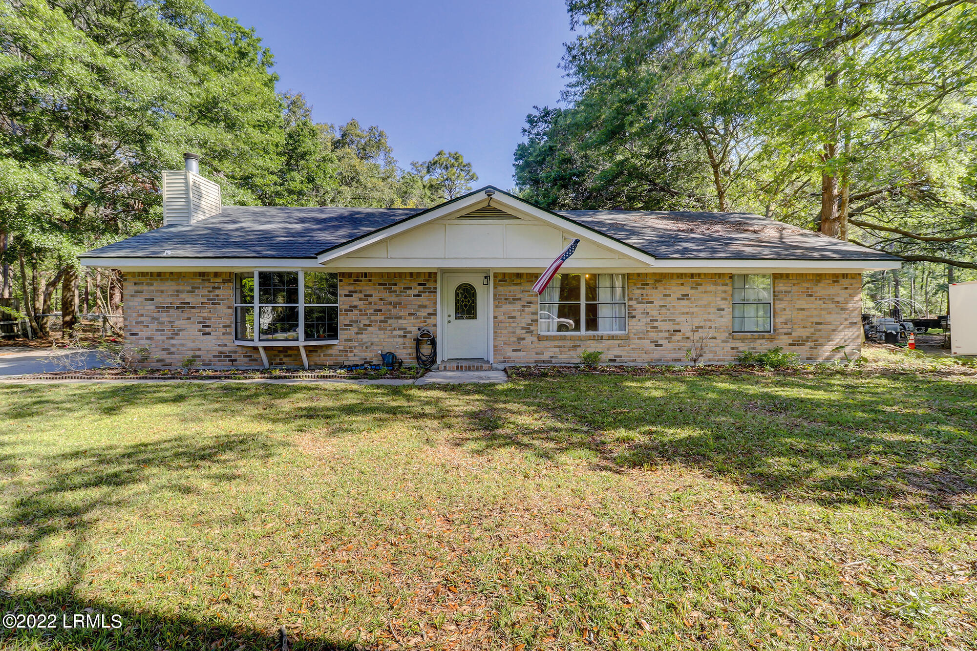 12 Buck Road Beaufort, SC 29907 - Photo 1 of 26 ABC6BED0-4BB5-4ABA-8A81-E1D89E02B55E