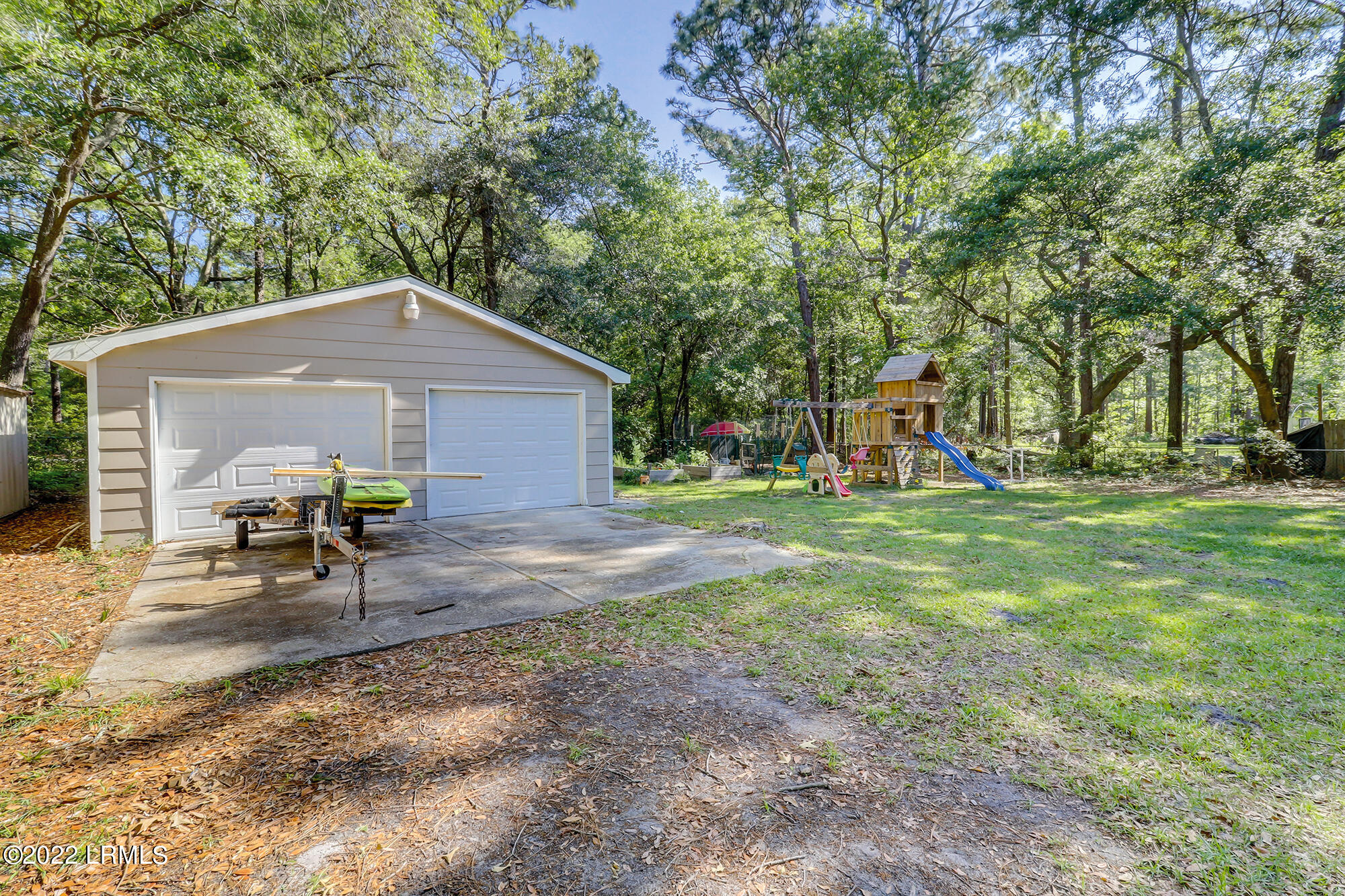12 Buck Road Beaufort, SC 29907 - Photo 20 of 26 F96BD8D2-B5F6-47B0-968E-77CB118B09C7