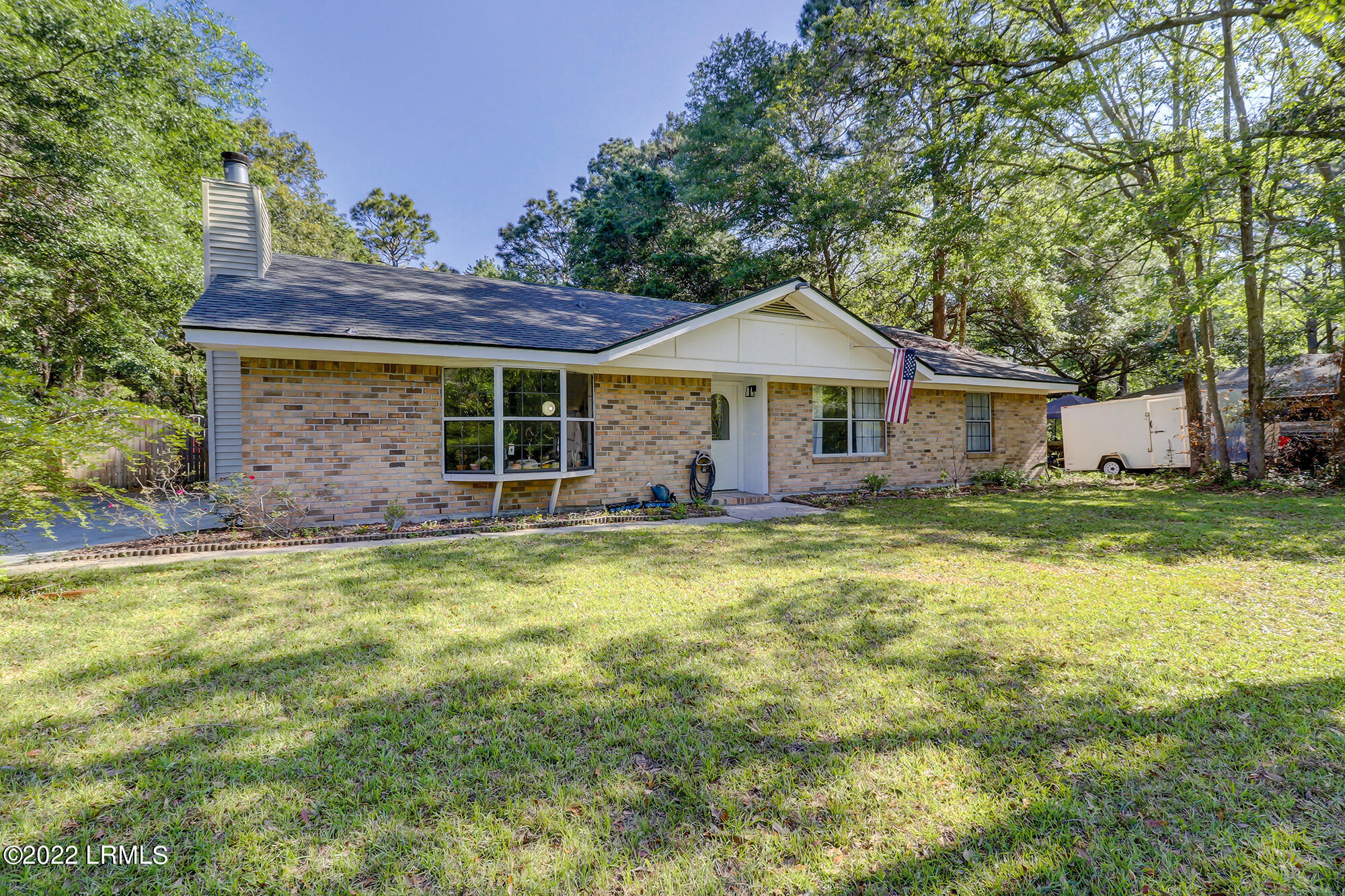 12 Buck Road Beaufort, SC 29907 - Photo 2 of 26 794F484C-A797-4242-ACC6-DBBCFEFD8025