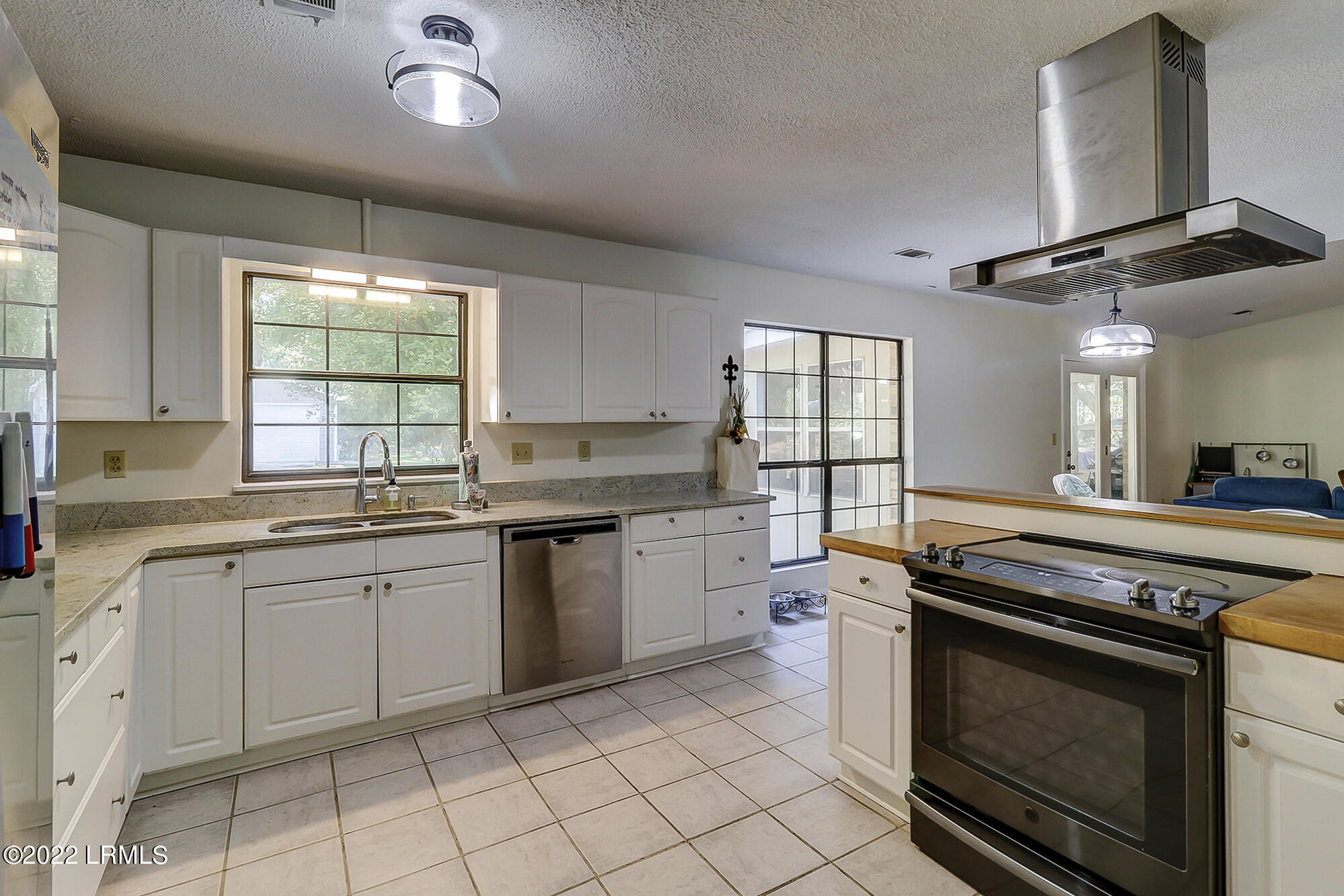 12 Buck Road Beaufort, SC 29907 - Photo 7 of 26 6C580EF9-C765-488F-9786-DB8ABD15AE12