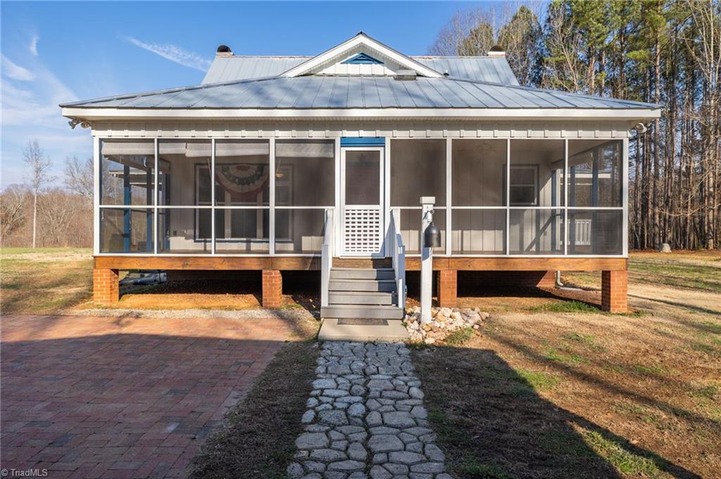 354 Scott Farm Road Asheboro, NC 27205 - Photo 7 of 37 Gallery Image 7