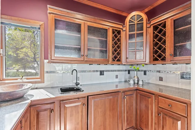 $565,000 | 414 Clearview Court, Janesville, WI 53548