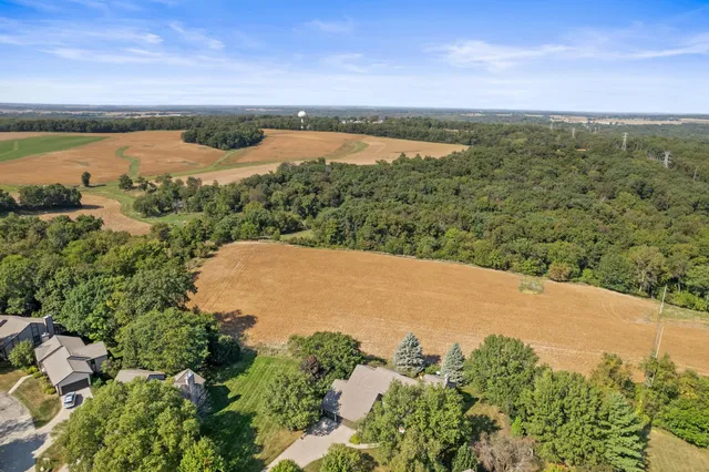 $550,000 | 414 Clearview Court, Janesville, WI 53548