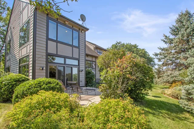 $565,000 | 414 Clearview Court, Janesville, WI 53548