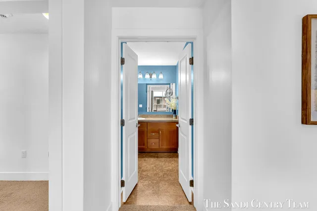 $379,900 | 529 Miller Drive, Unit 305, Grand Haven, MI 49417