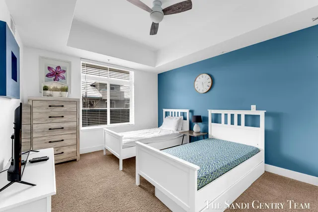 $379,900 | 529 Miller Drive, Unit 305, Grand Haven, MI 49417