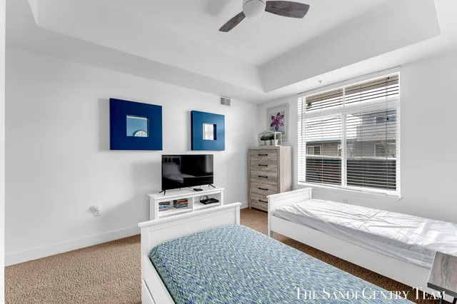 $379,900 | 529 Miller Drive, Unit 305, Grand Haven, MI 49417