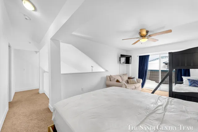 $379,900 | 529 Miller Drive, Unit 305, Grand Haven, MI 49417