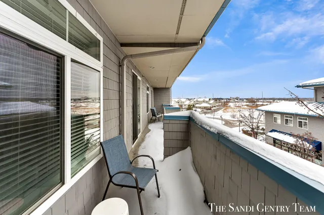 $379,900 | 529 Miller Drive, Unit 305, Grand Haven, MI 49417