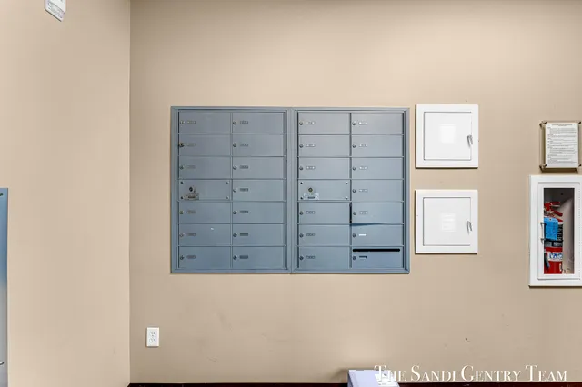 $379,900 | 529 Miller Drive, Unit 305, Grand Haven, MI 49417