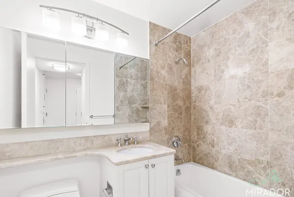 $4,900 | 60 West 23rd Street, Unit 1145 | Flatiron