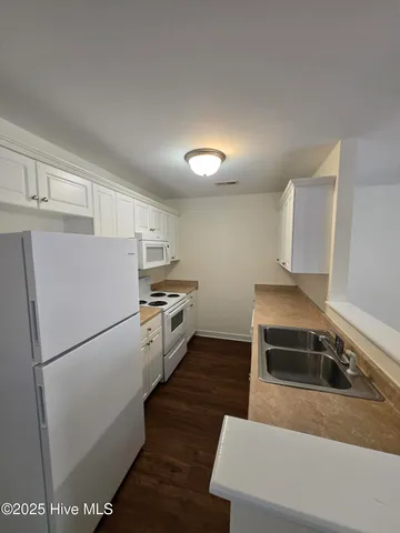 $1,700 | 208 Durango Place, Wilmington, NC 28403