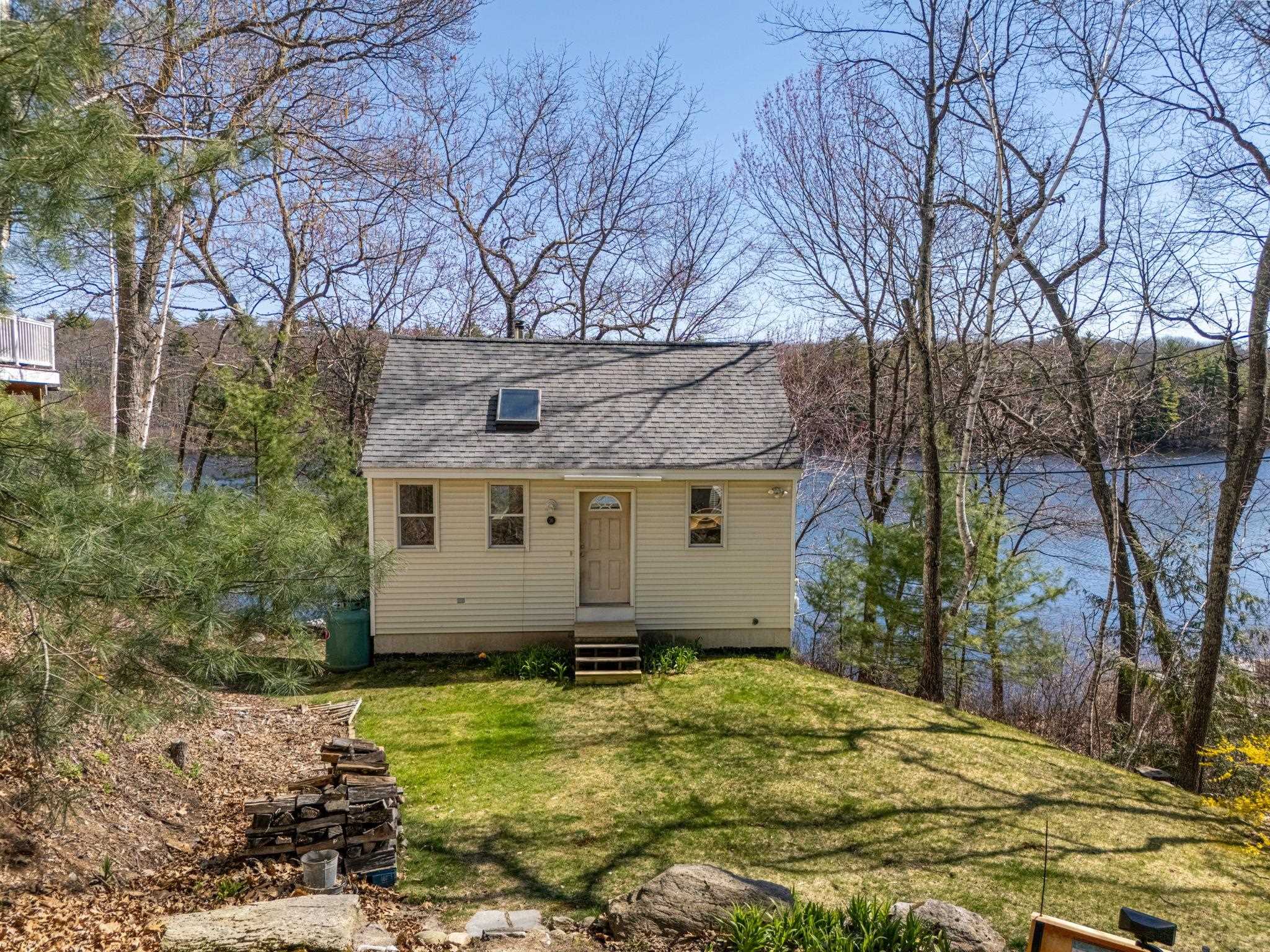 36 Brewster Road Londonderry, NH 03038 - Photo 2 of 44