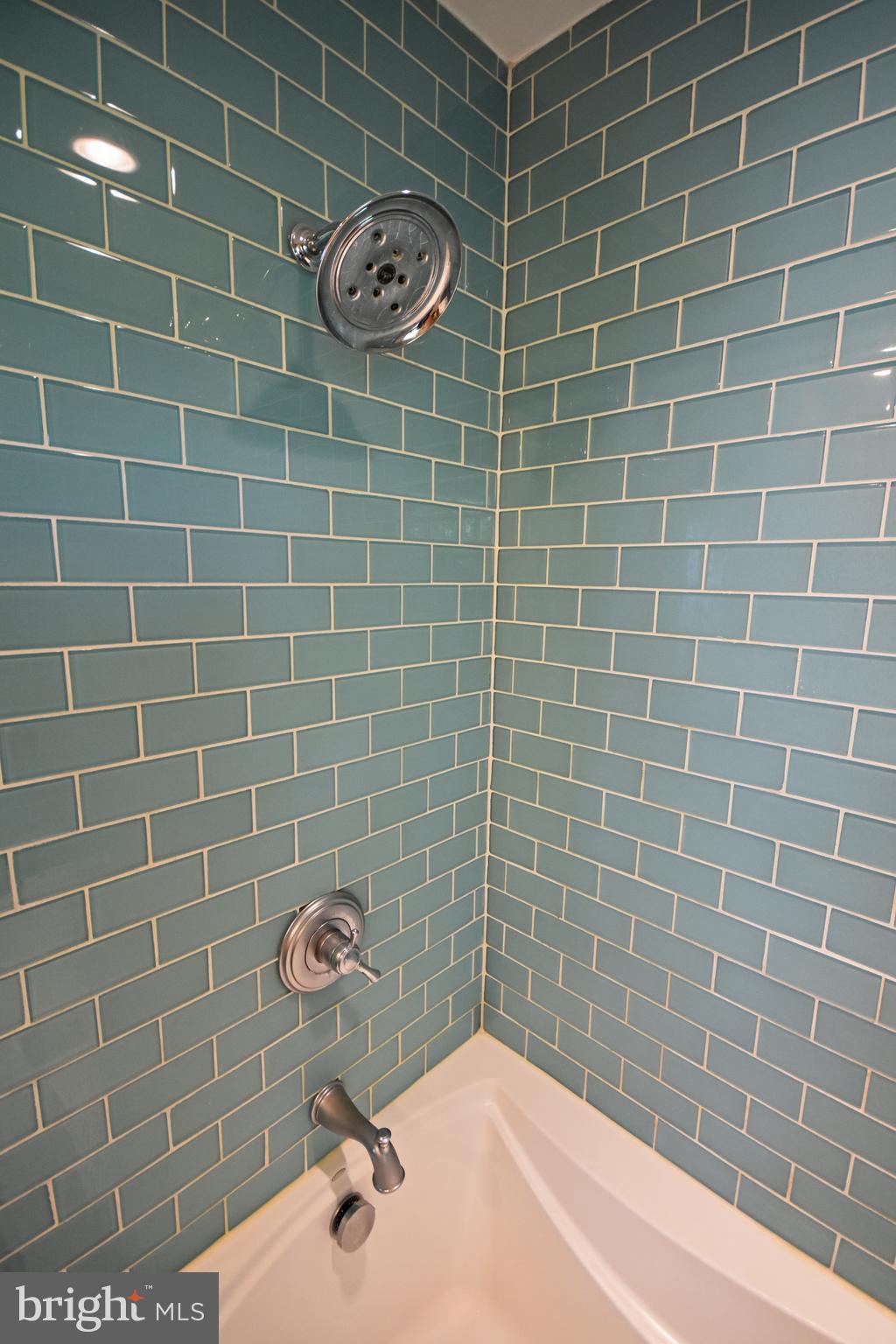 6249 Old Washington Road Elkridge, MD 21075 - Photo 23 of 38 Tile adds a pop of color