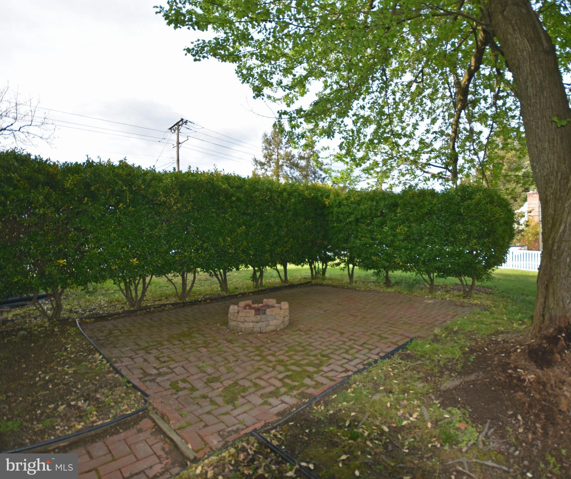 6249 Old Washington Road Elkridge, MD 21075 - Photo 38 of 38 Private patio