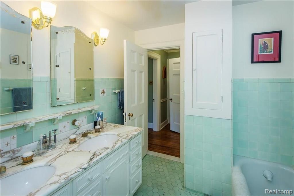 2031 Hampden Road Flint, MI 48503 - Photo 54 of 76 Gallery Image 54