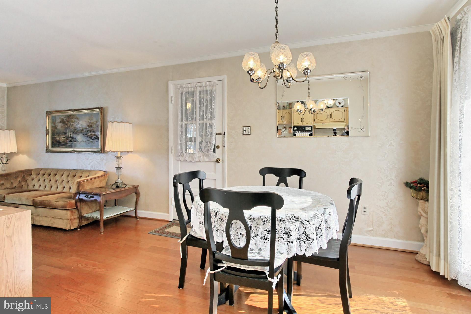 6907 Constance Drive Springfield, VA 22150 - Photo 12 of 36