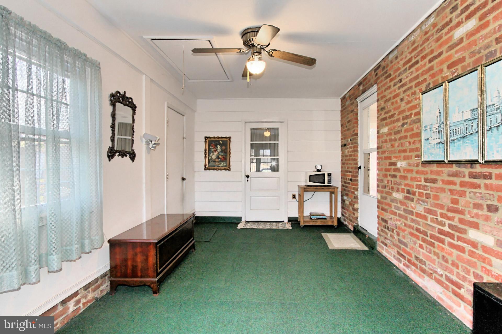 6907 Constance Drive Springfield, VA 22150 - Photo 28 of 36