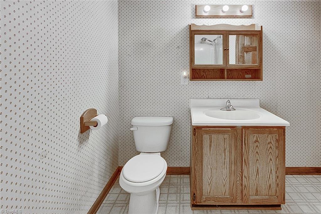 5731 Coble Church Road Julian, NC 27283 - Photo 26 of 44