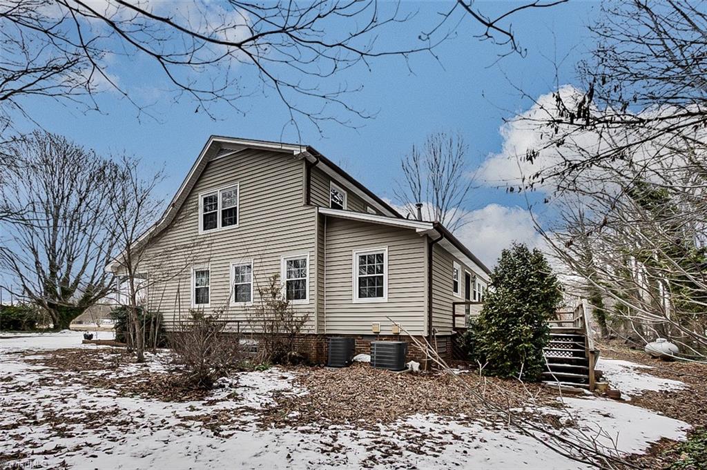 5731 Coble Church Road Julian, NC 27283 - Photo 6 of 44