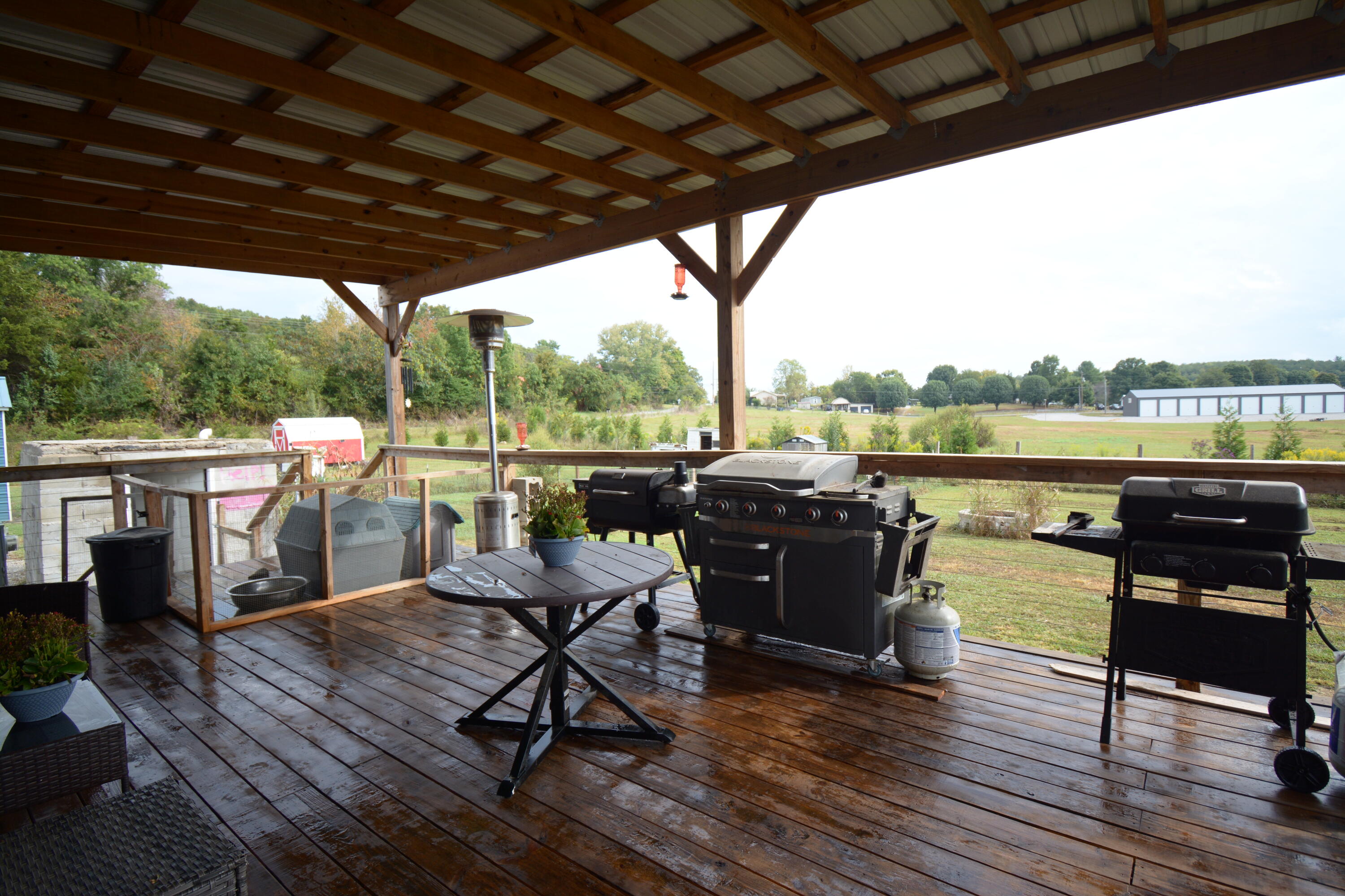 18 Aderholt Road Bronston, KY 42518 - Photo 4 of 30 Back porch