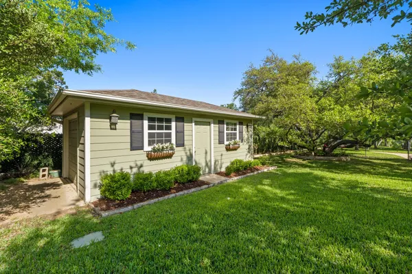 $2,275,000 | 135 Tumbleweed Trail North, Austin, TX 78733