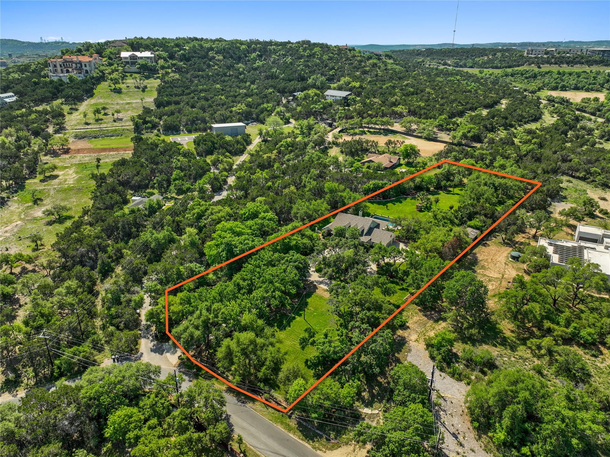 135 Tumbleweed Trail North Austin, TX 78733 - Photo 36 of 39 The property is outlined in red.