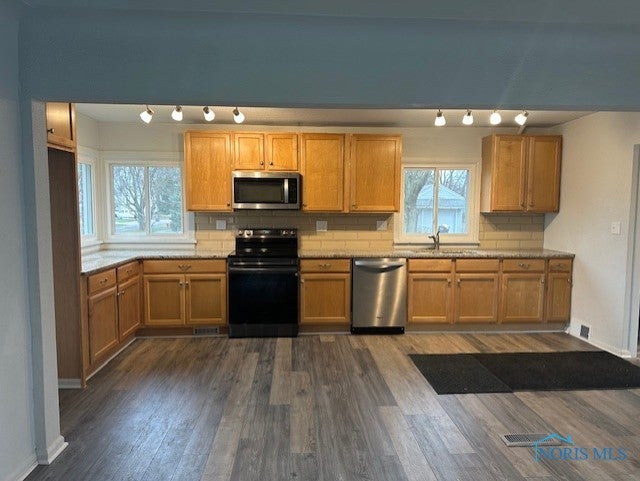 2024 Rivard Road Toledo, OH 43615 - Photo 8 of 47 Gallery Image 8