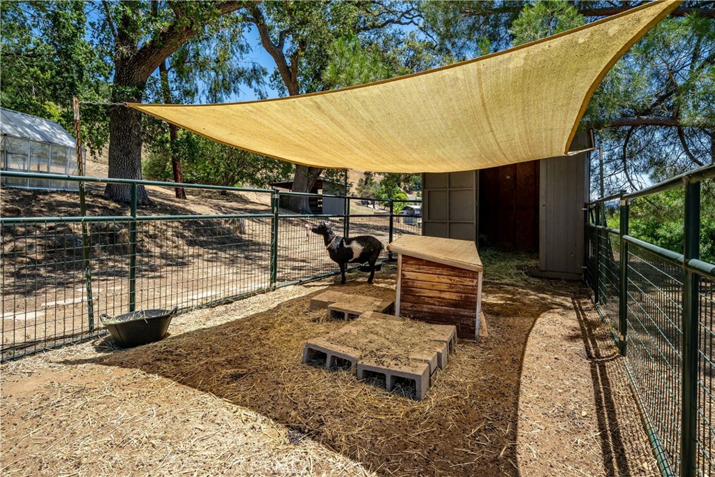 7295 San Gabriel Road Atascadero, CA 93422 - Photo 28 of 65