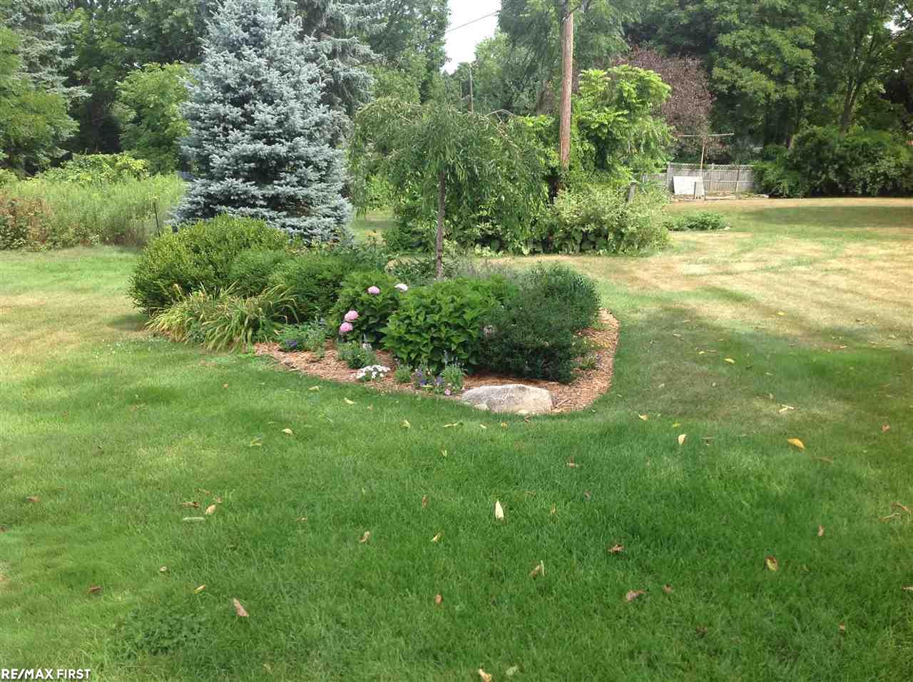 2136 Warrington Road Rochester Hills, MI 48307 - Photo 8 of 10