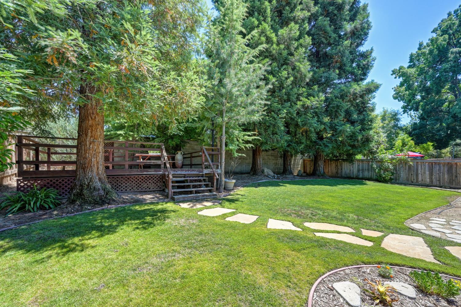 3287 Kathy Way Loomis, CA 95650 - Photo 32 of 38