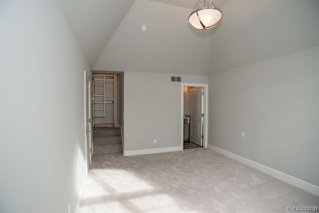 632 Wellington Circle Rochester Hills, MI 48309 - Photo 30 of 40