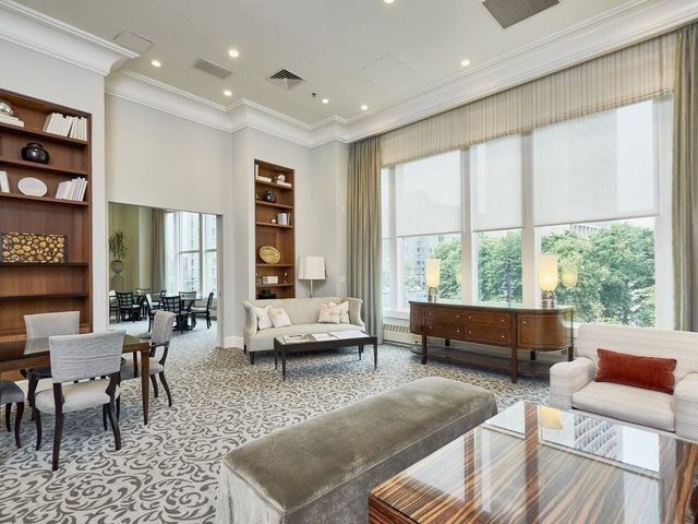 $2,850,000 | 100 Belvidere Street, Unit 7H, Boston, MA 02199