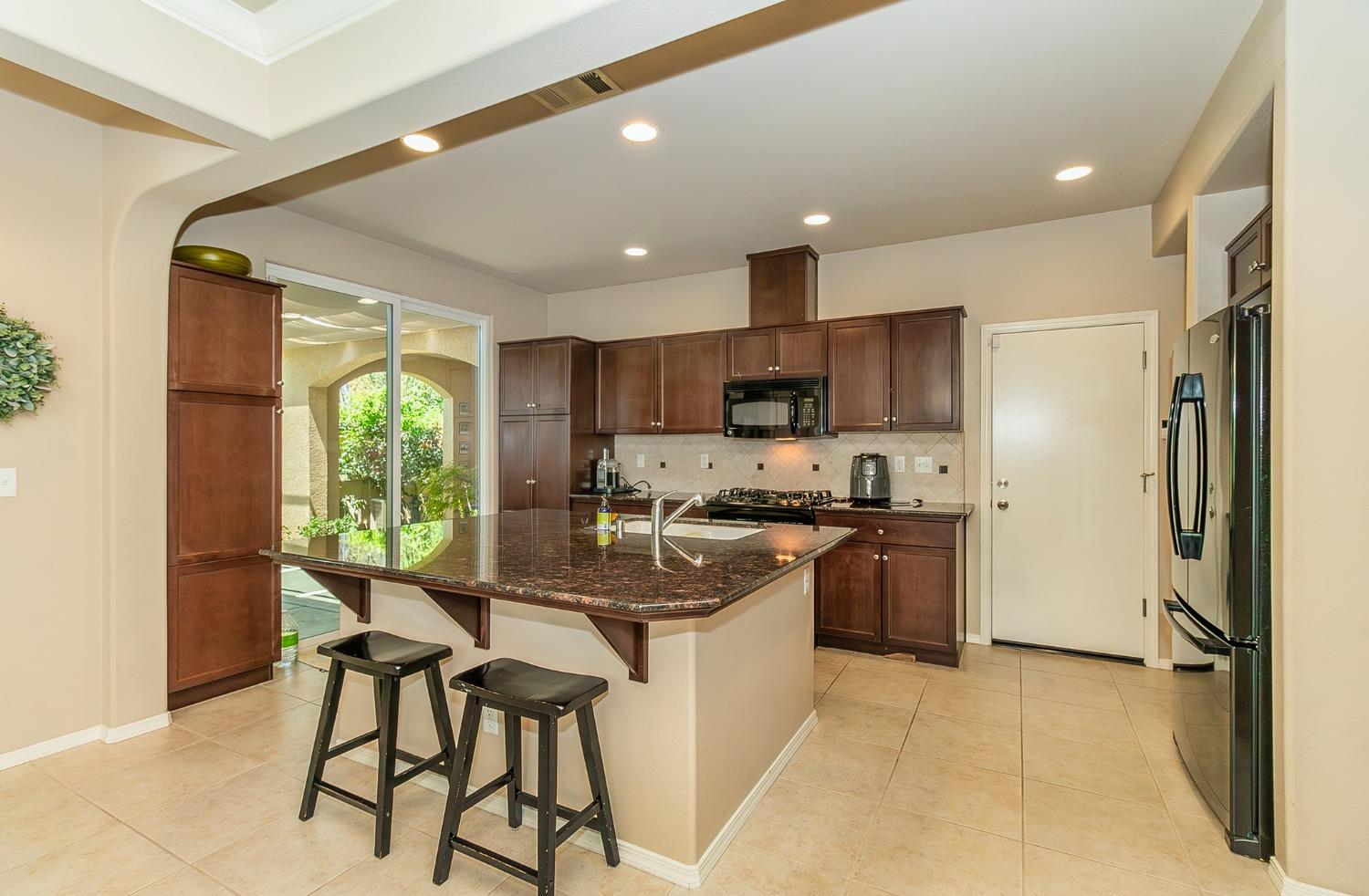 4179 Harlan Ranch Boulevard Clovis, CA 93619 - Photo 6 of 47