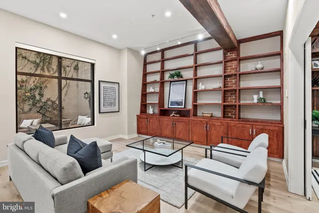 $1,395,000 | 1413 P Street Northwest, Unit 203, Washington, DC 20005