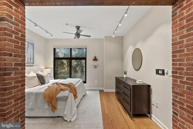 $1,395,000 | 1413 P Street Northwest, Unit 203, Washington, DC 20005