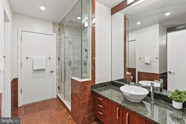 $1,395,000 | 1413 P Street Northwest, Unit 203, Washington, DC 20005