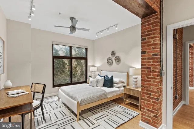 $1,395,000 | 1413 P Street Northwest, Unit 203, Washington, DC 20005