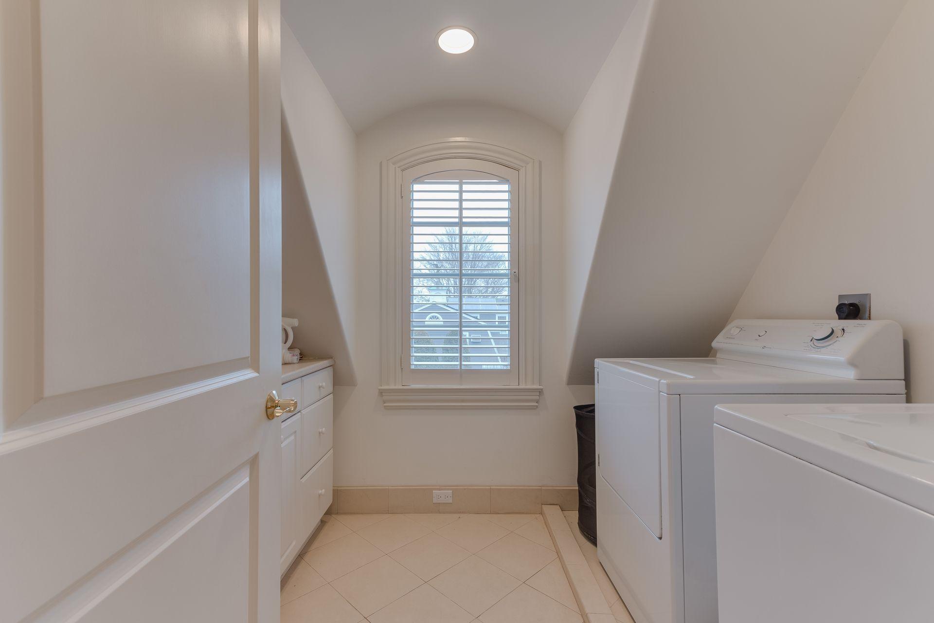 48 Old Battery Road Bridgeport, CT 06605 - Photo 32 of 45 41