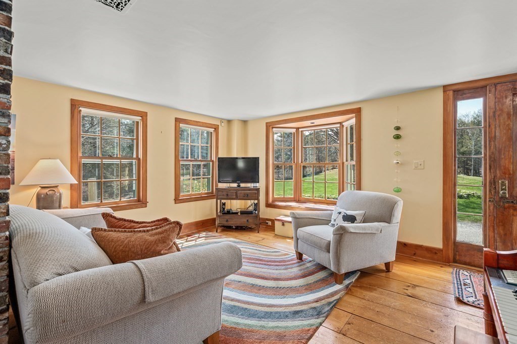 10 Forristall Road Ashburnham, MA 01430 - Photo 9 of 42