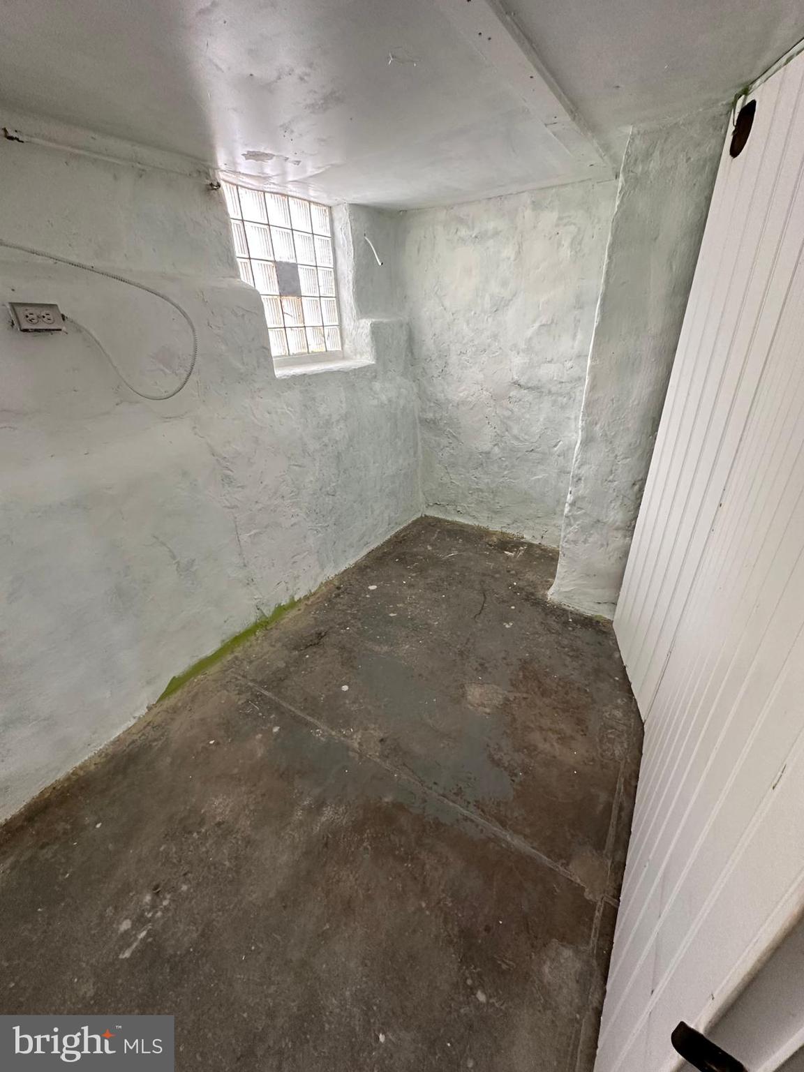 2114 Simon Street Philadelphia, PA 19124 - Photo 18 of 19 a view of a small space