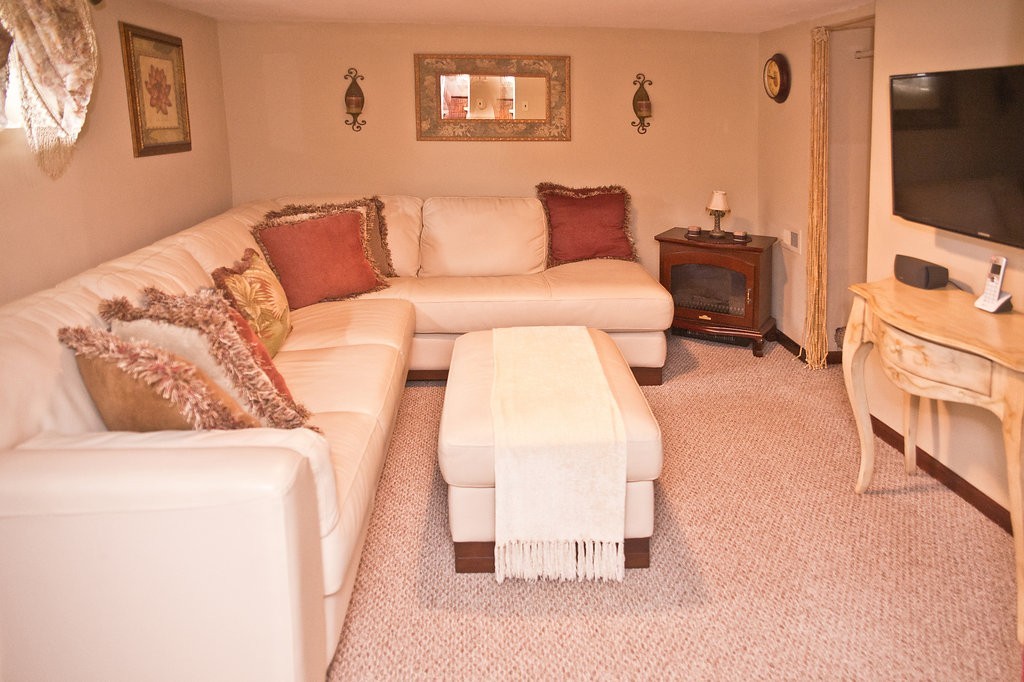 33 Fulton Spring Road Medford, MA 02155 - Photo 19 of 24 Gallery Image 19