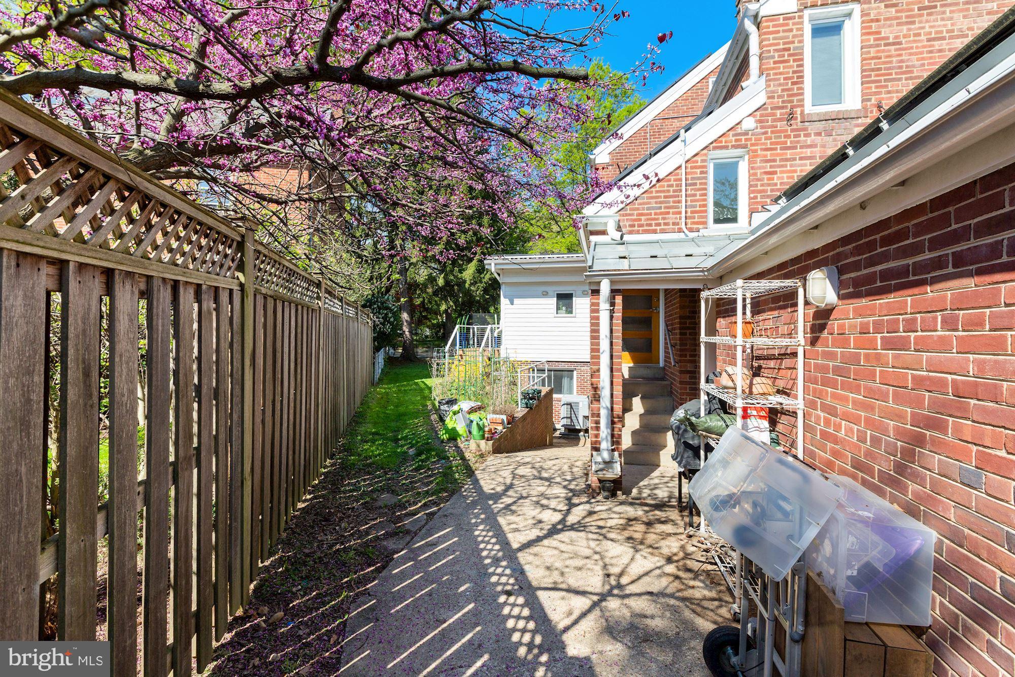 3640 Everett Street Northwest Washington, DC 20008 - Photo 24 of 29