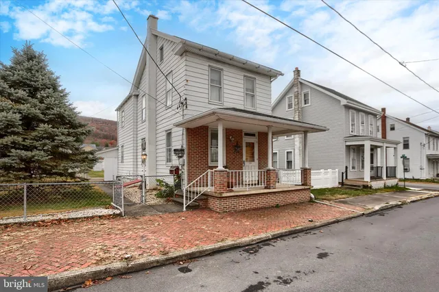 $139,900 | 304 North 2nd Street, Lykens, PA 17048