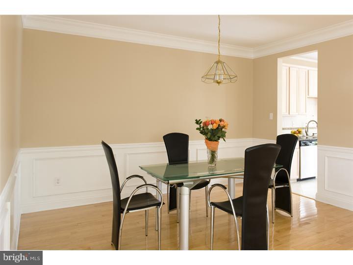 39 Wellington Road Newtown, PA 18940 - Photo 2 of 15 Gallery Image 2