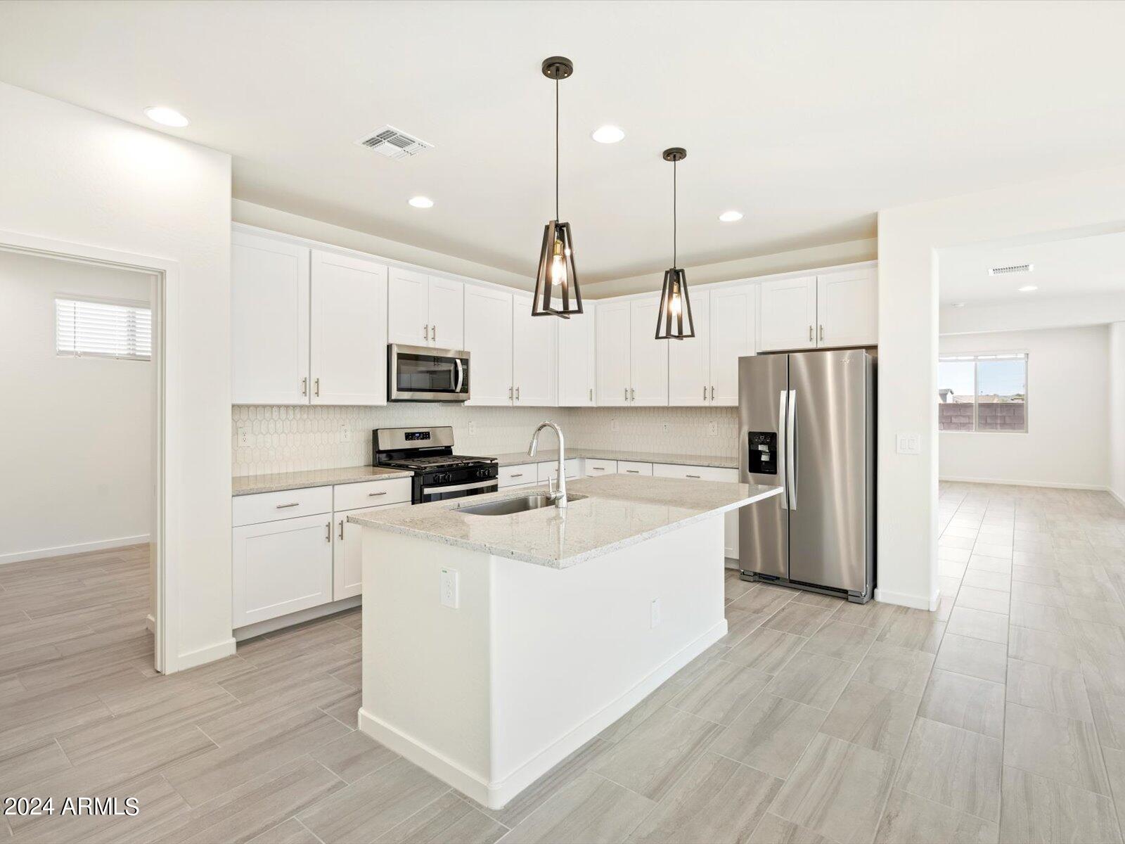 20615 North Candlelight Road Maricopa, AZ 85138 - Photo 8 of 53 38-20615_189