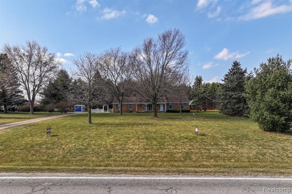 2124 Hadley Road Lapeer, MI 48446 - Photo 48 of 49